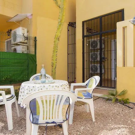 Casa Amarilla Bajo Con Jardin Piscina Parking * Vera