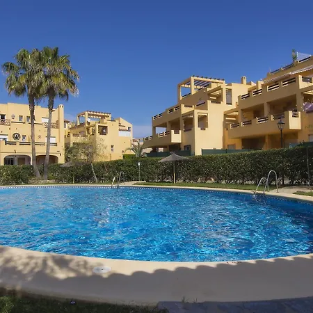 Apartment Casa Amarilla Bajo Con Jardin Piscina Parking